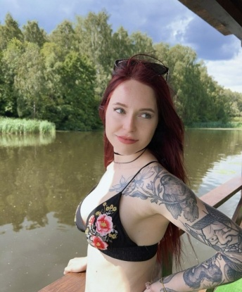 🌹 Опыт и страсть - это то, что отличает меня от других. 🔥 Я предлагаю широкий спектр интимных услуг, которые расскажу тебе подробнее лично. 💋 В моем арсенале есть различные техники и сценарии, чтобы разбудить в тебе все самые горячие фантазии. 😉 У меня есть отличные отзывы, которые всегда говорят о моем таланте и профессионализме. ✨ Хочу перейти на новый уровень наслаждения? Встреча со мной - идеальный выбор. Жду тебя в Москве! 🌃💫#moscowcallgirl #sexyexperience #опытнаяиндивидуалка Ирина